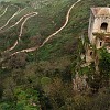 Trudno dostępne skalne miasto Erice. Fot. Mateusz Haładaj